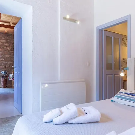 Holiday home Traditional Greek House With Direct Access To A Lovely Beach At 250 M *