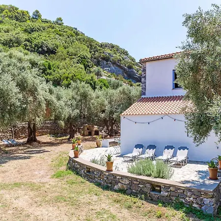 Holiday home Traditional Greek House With Direct Access To A Lovely Beach At 250 M *