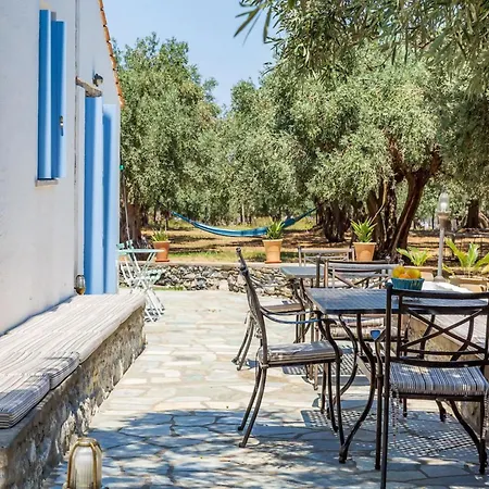 Traditional Greek House With Direct Access To A Lovely Beach At 250 M